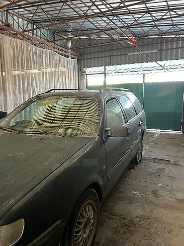 Volkswagen: Volkswagen Passat Variant: 1994 г., Бензин, Универсал — 5