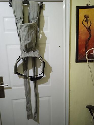 Kolevke: 4 polozaja, Nemačka kengur nosiljka Limas, za bebe 3–15 kg. - — 1