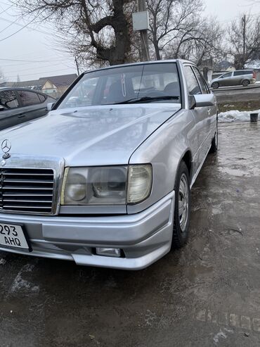 купить 2 комнаты в общежитии: Mercedes-Benz W124: 1989 г., 2 л, Механика, Бензин, Седан