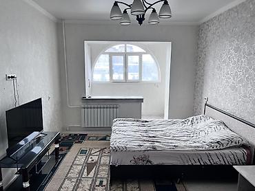 Долгосрочная аренда комнат: Светлая студия/комната с эркерным окном и зонированной лоджией — 2