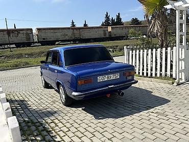 VAZ (LADA): Model: Lada (VAZ) 21011 Kuzov: sedan, 4 qapı Rəng: parlaq göy Nömrə — 6