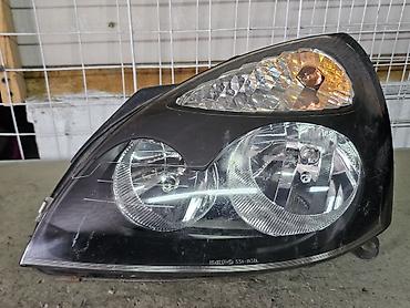 Передние фары: Передняя левая фара Renault 2002 г., Б/у — 2
