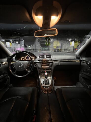 Mercedes-Benz: Mercedes-Benz E-Class: 2003 г., 3.2 л, Автомат, Бензин, Седан — 8