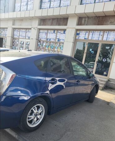 Yük daşımaları: Günlük, Toyota, Depozitlə, Qalmamaq şərti ilə