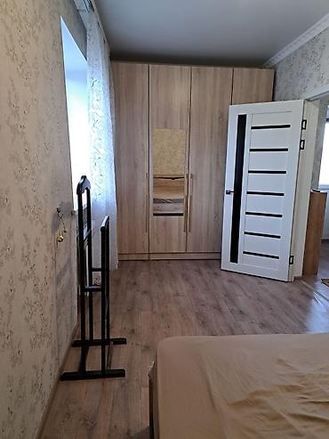 Посуточная аренда квартир: 2 комнаты, Душевая кабина, Постельное белье, Кондиционер — 5