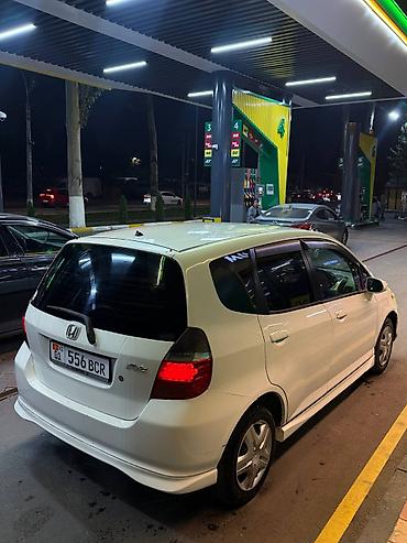 Продажа авто: Honda Fit: 2003 г., 1.3 л, Автомат, Хэтчбэк — 2