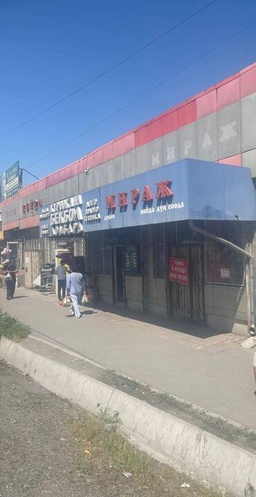 сдаю в аренду вулканизацию: Сдается торговое помещение 135м2, которое состоит: торговый зал