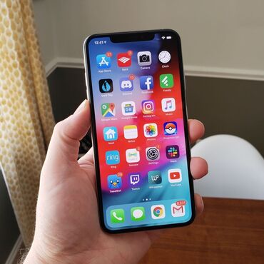 galaksi ət çəkən: IPhone Xs, Qızılı, Face ID