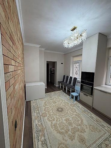 Продажа коттеджей и домов: Продается Дом В районе Арча- Бешик ( 800м от нового стадиона) Район — 11