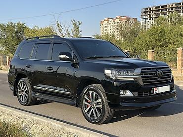 suv: Toyota Land Cruiser: 2017 г., 4.6 л, Автомат, Бензин, Внедорожник — 2
