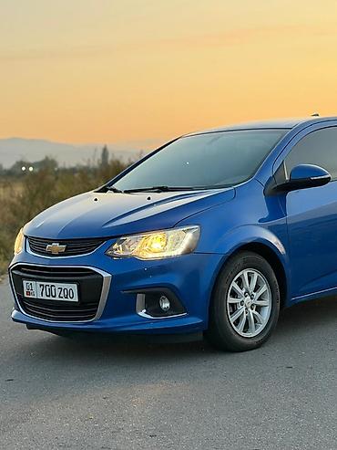 Продажа авто: Chevrolet Aveo: 2017 г., 1.4 л, Автомат, Газ, Седан — 2