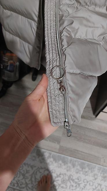 Пуховики и зимние куртки: Пуховик, По колено, С капюшоном, Ультралегкий, S — 9