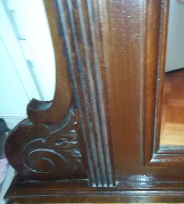 Ogledala: Ogledalo za sto, Upotrebljenо — 9