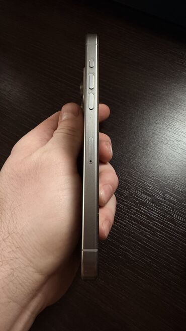 Apple iPhone: IPhone 15 Pro Max, Б/у, 256 ГБ, Natural Titanium, Защитное стекло, Чехол, Кабель, 88 % — 6