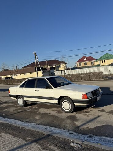 Audi: Audi 100: 1986 г., 1.8 л, Механика, Бензин, Седан