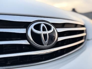 а 6 горбатый: Toyota Camry: 2005 г., 3 л, Автомат, Газ, Седан — 10