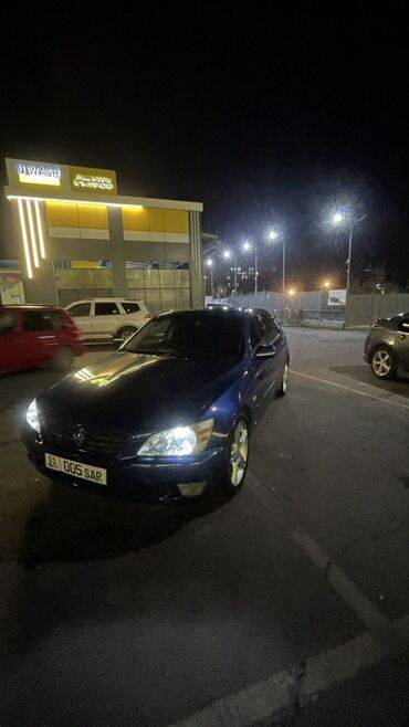 лексуз харер: Lexus IS: 2002 г., 2 л, Автомат, Бензин, Седан