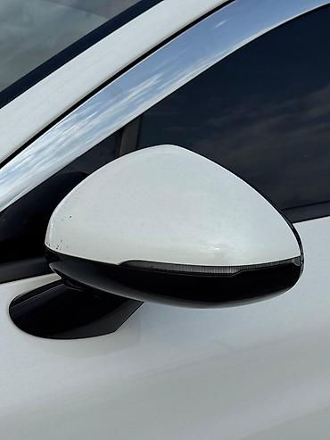 kia monin: Kia K5: 2022 г., Бензин, Седан — 9