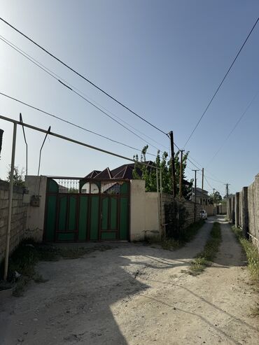 Bağ evlərinin satışı: Saray, 110 kv. m, 3 otaqlı, Hovuzsuz