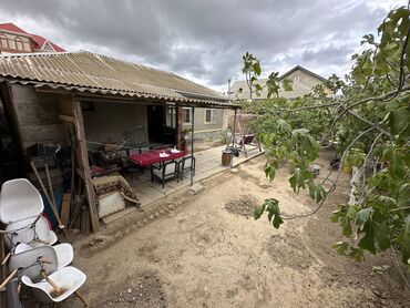 Həyət evləri və villaların satışı: Zığ qəs. 3 otaqlı, 10 kv. m, Orta təmir — 20