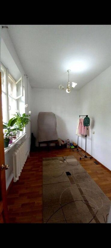 скрябина квартира: 3 комнаты, 50 м², Индивидуалка, 4 этаж, Косметический ремонт