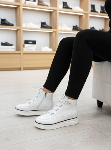 Botinka və botilyonlar: Ölçü: 41, Yeni — 10