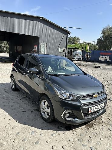 Chevrolet Spark: 2018 г., 1 л, Автомат, Бензин, Хэтчбэк