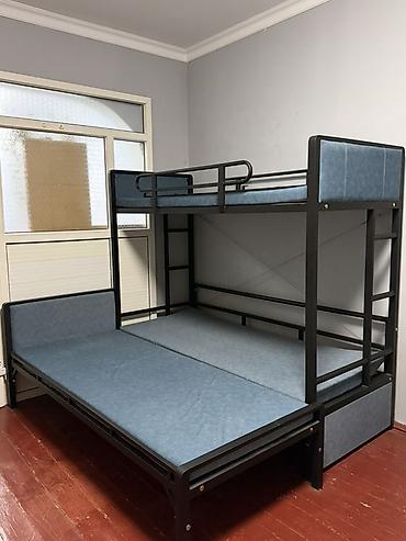 bunk bed: Двухъярусная металлическая кровать с усиленной рамой и мягкими — 1