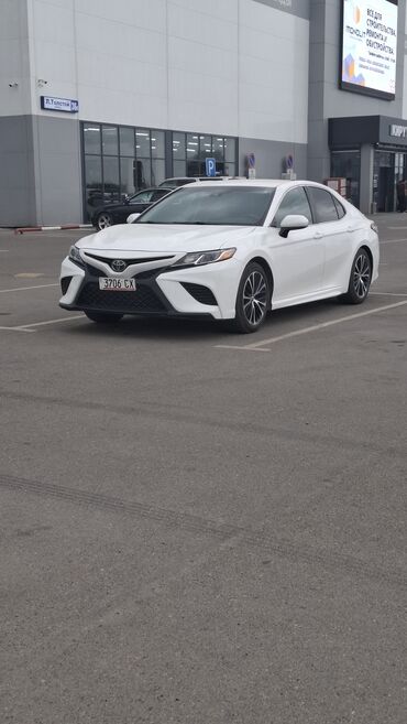 Toyota: Toyota Camry: 2018 г., 2.5 л, Автомат, Бензин, Седан