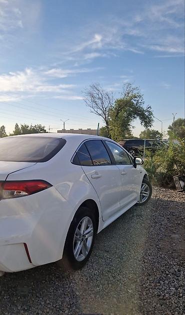 kia k 8: Toyota Levin: 2022 г., 1.8 л, Автомат, Гибрид, Седан — 6