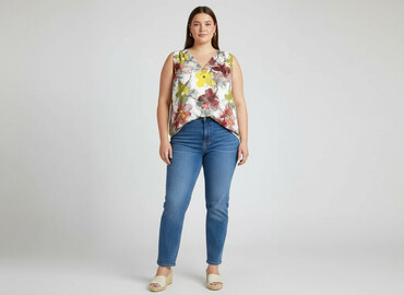 bluzki z dużym dekoltem plus size: Shein Curve, Жіноча блуза, розмір 3XL