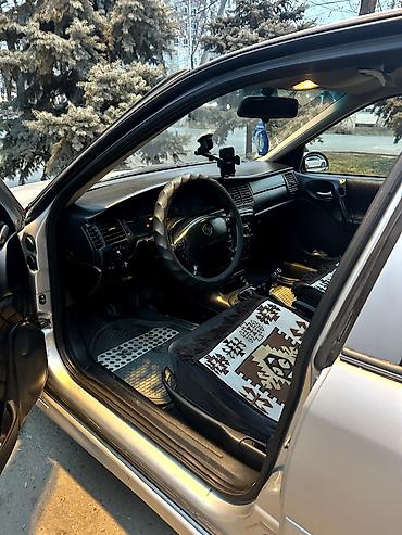 Opel: Opel Vectra: 1999 г., Хэтчбэк — 8