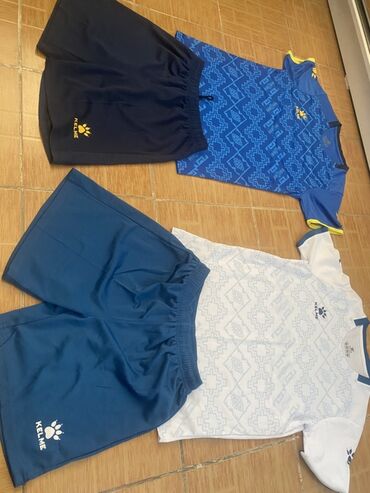 kelme спортивный костюм: Мужской спортивный костюм, M (EU 38), L (EU 40), Стандарт, Новый, Самовывоз, Платная доставка
