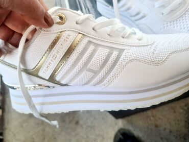 Women's Sneakers and athletic shoes: Tommy Hilfiger, 40, bоја - Bela — 6