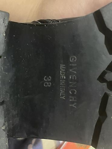 чынжырлар: Женские кожаные ботинки Givenchy, размер 38 (маркировка на подошве) — 4