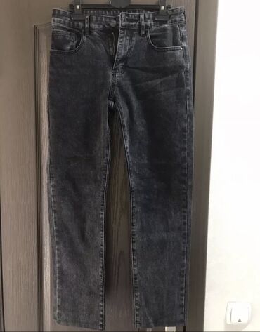 Продаю мужские джинсы, в отличном состоянии, размер 44-46