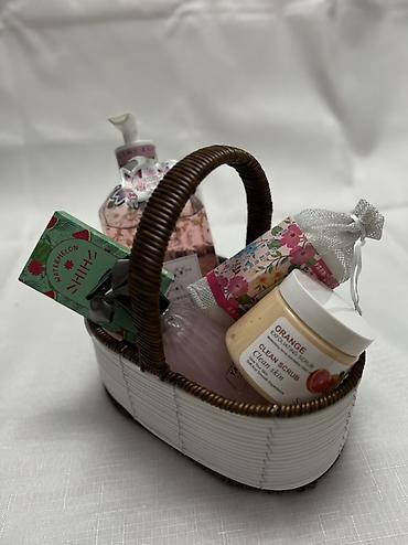 пинцеты: Подарочный набор для ухода и макияжа в плетёной корзине + косметичка — 4