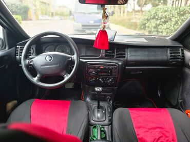opel suret qutusu: Opel Vectra: 1.6 l | 1999 il 300000 km Hetçbek