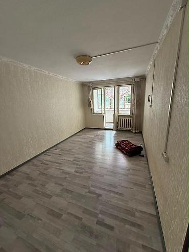 elite hause: 3 комнаты, 58 м², Ошский мкр., 104 серия, 1 этаж, Косметический ремонт — 2