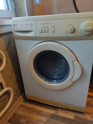 установка стиральной машины: Стиральная машина LG, Б/у, Автомат, До 5 кг, Полноразмерная