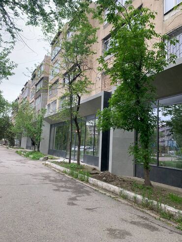 Продажа домов: Срочно сдается подвалное помещение Расположено в 7мкр по Жукеева