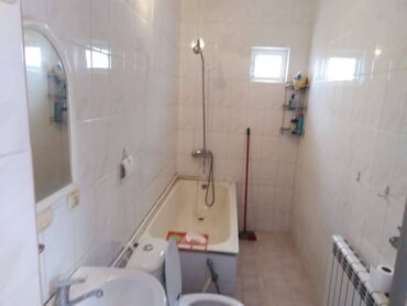 Günlük kirayə evlər: 150 kv. m, 5 otaqlı — 18