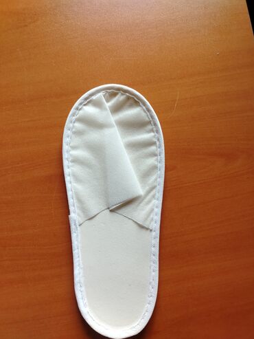 Konteynerlər: Yesikler her novde. Oteller ucun parca ayaqqabi yeni şəpiy. Veşilka — 24