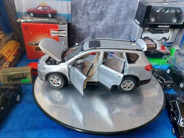 Avtomobil modelləri: 2015 il, 1:18, Dəmir, Ödənişli çatdırılma — 19