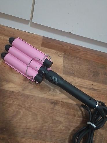 Figaro za kosu: Figaro-Trostruki uvijac za talasastu kosu je potpuno ispravan, u — 8