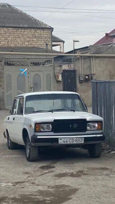 vaz 21009: VAZ (LADA) 2107: 1.5 l | 1996 il Sedan