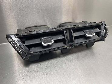 pragovi auto: DUVALJKE I DELOVI VENTILACIJE ZA TOYOTA COROLLA OD 2013. DO 2023. GOD — 1