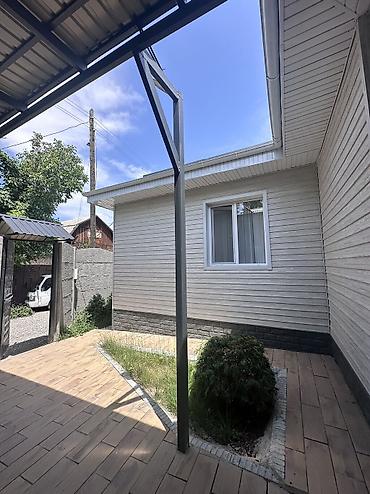 Продажа дач: СРОЧНО !! продается дачный дом На участке 5 соток, правильной формы — 13