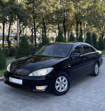подкрылок машины: Toyota Camry: 2004 г., 2.4 л, Автомат, Бензин, Седан