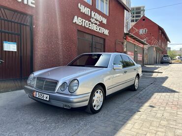 мерседес w124 e500 волчок купить в японии: Mercedes-Benz E-Class: 1995 г., 3.2 л, Автоматтык, Бензин, Седан
